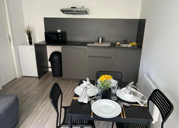 Les jardins marseillais 3 - appartement 4 personnes - plages calanques- stade vélodrome - hôpital la Timone